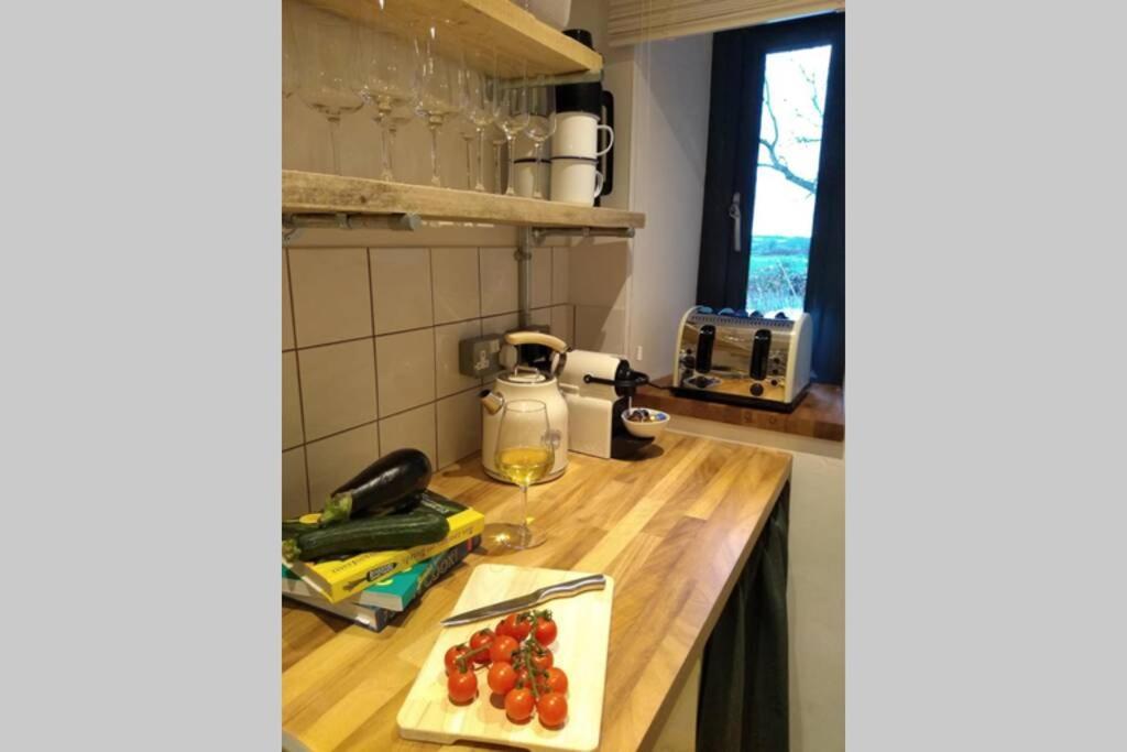 Farmhand Cottage 나버스 외부 사진