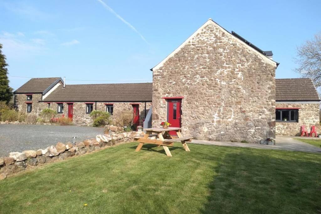 Farmhand Cottage 나버스 외부 사진